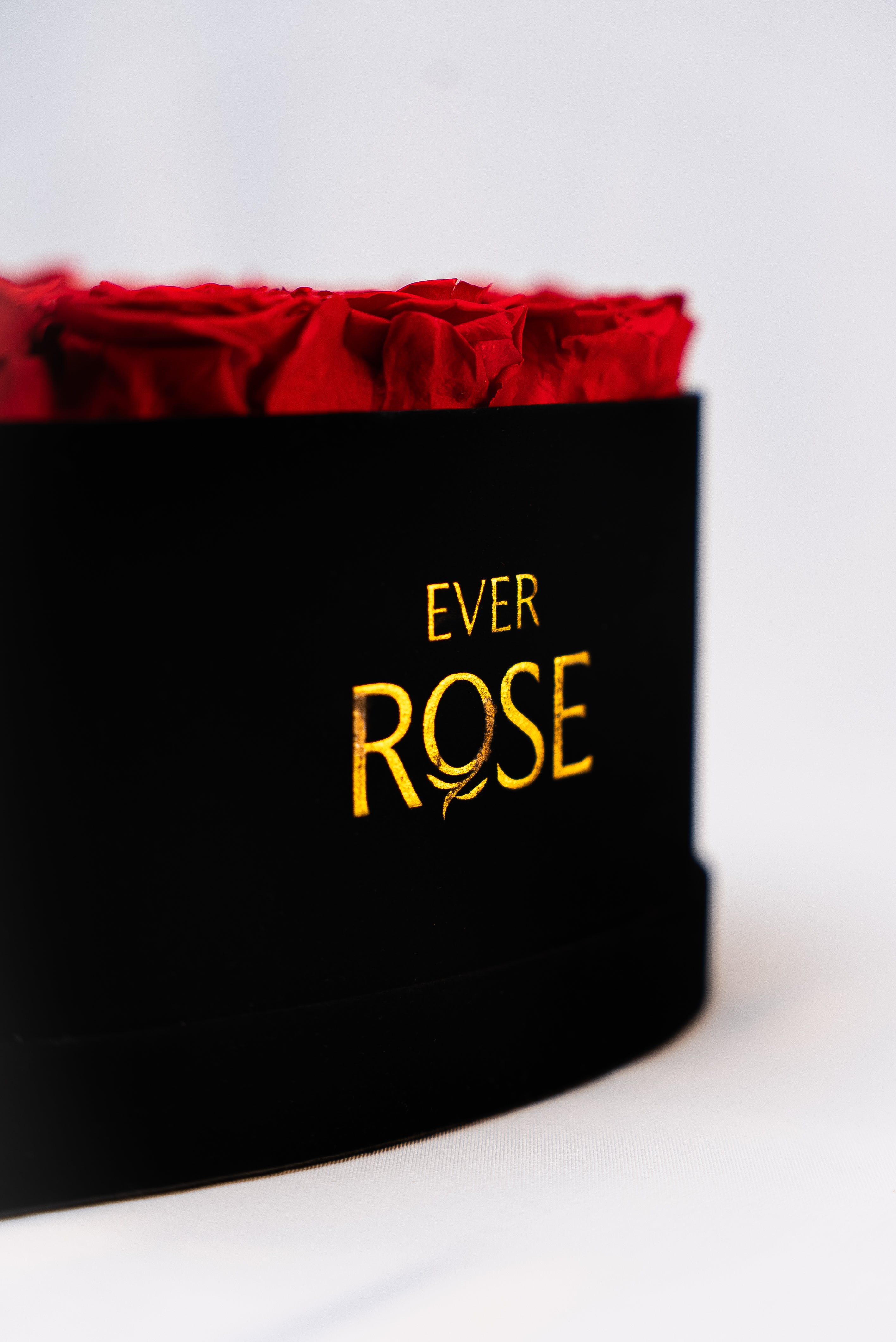 Caixa Coração de Rosas Preservadas — Grande | 27 Rosas Eternas