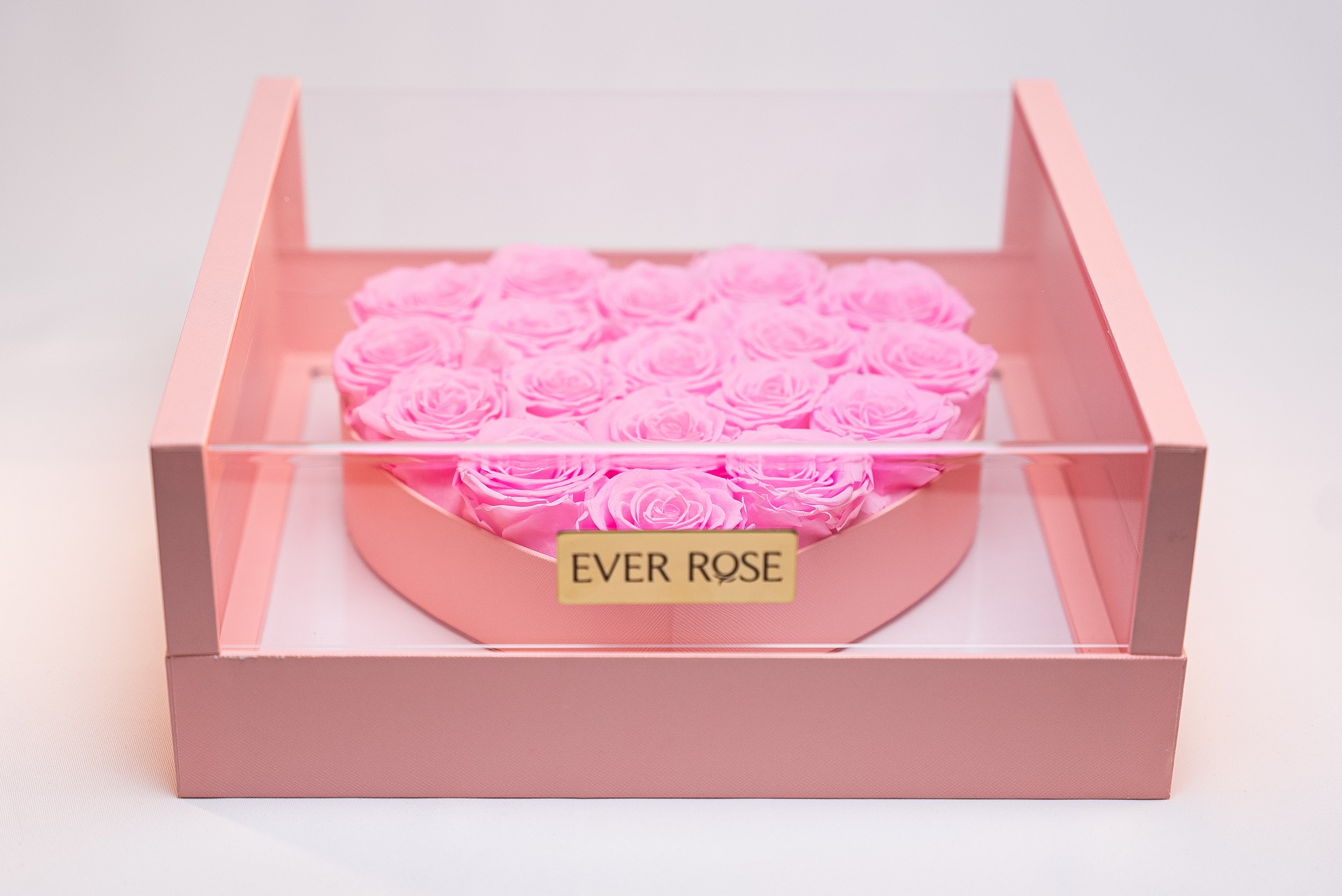 Caixa Semitransparente Coração com Rosas Preservadas | 18 Rosas